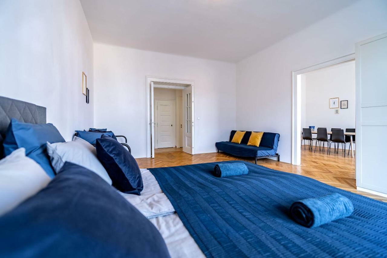 Avantguard Apartments 프라하 외부 사진